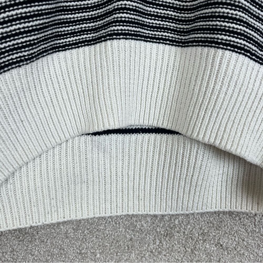 Urban Outfitters Sweater Womens Small Black White Cotton Blend Pullover- 9030* - Picture 6 of 10